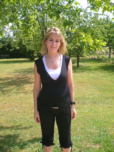 Et le dernier, le peti haut noir!!